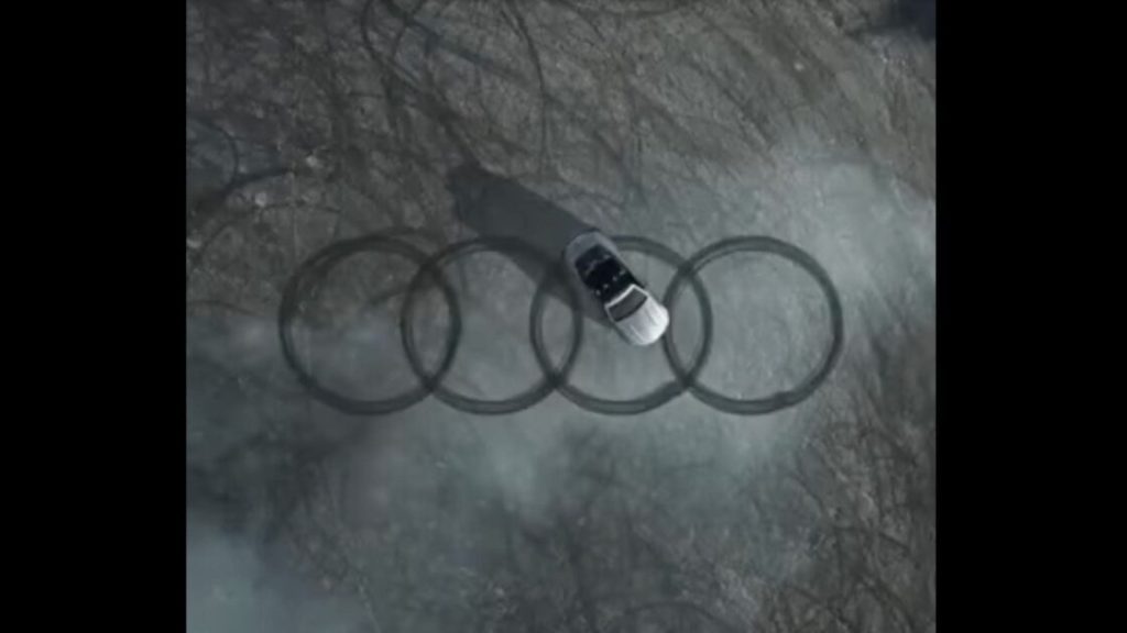 Mercedes-Benz знову жартує над Audi